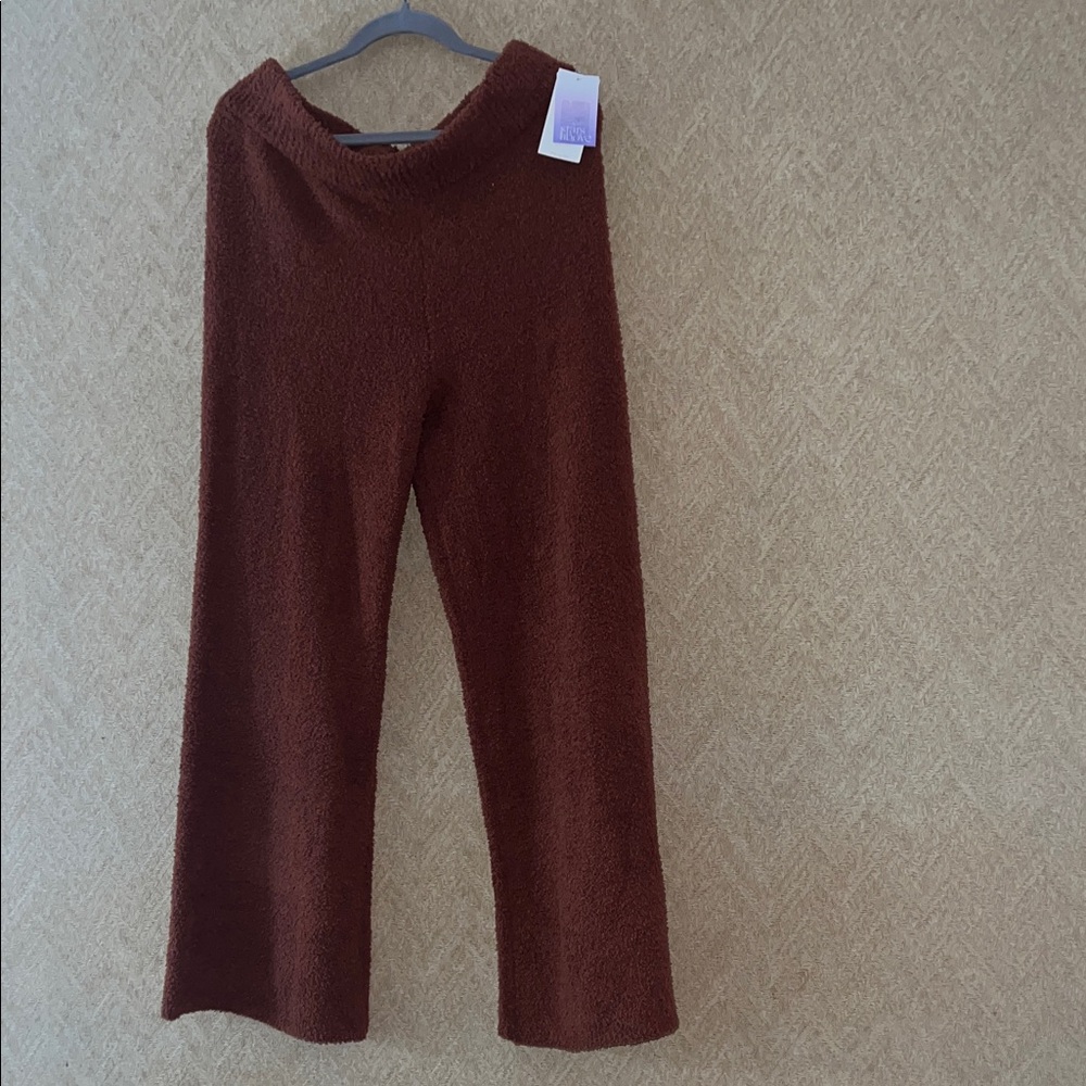 Women's Cozy Yarn Wide Leg Pants - Stars Above.  Size L.  New with tag.